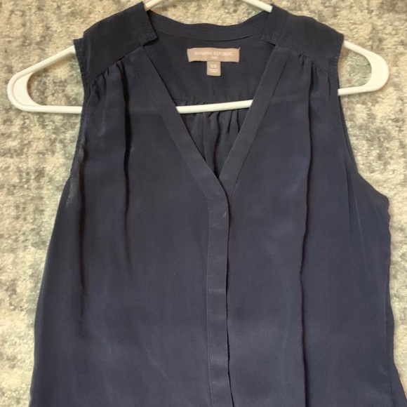 Navy Banana Republic tank - Picture 3 of 3